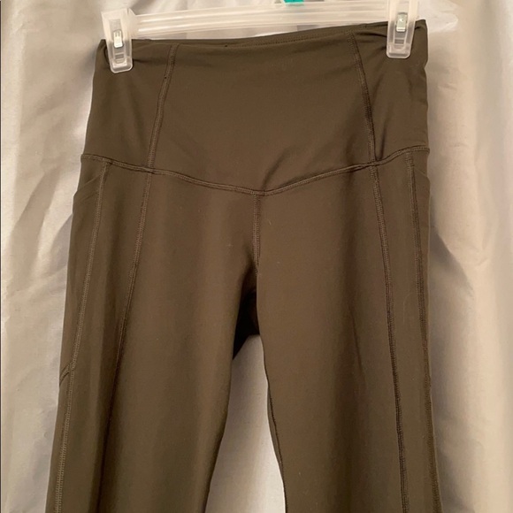 ARMY GREEN HIGH RISE VICTORY SECRET LEGGINGS - Picture 2 of 7